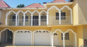 Chateau De Suites At White River, Ocho Rios